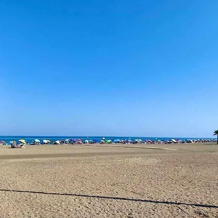 En La 2a Linea En Torre Del Mar